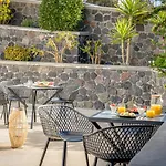 Thealos Santorini 아파트