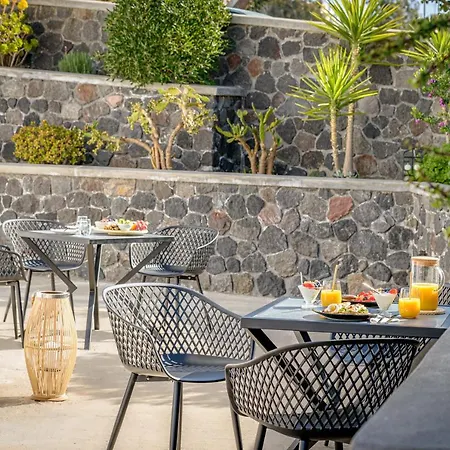 Thealos Santorini 아파트