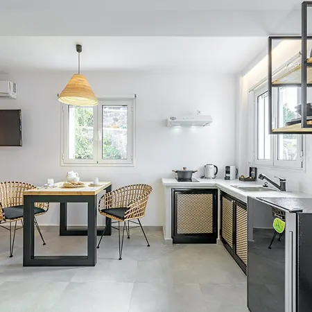 아파트 Thealos Santorini *