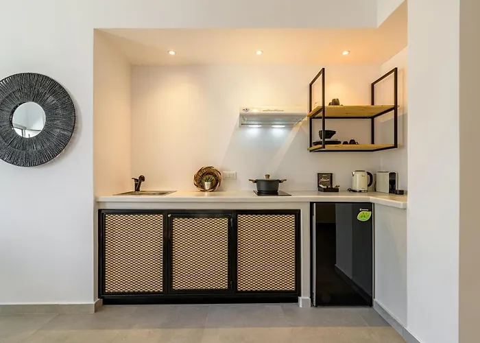 Thealos Santorini Apartment *