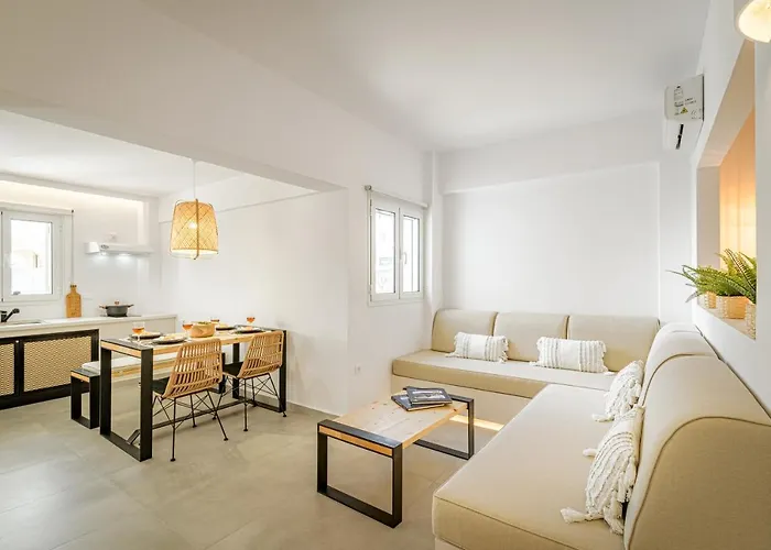 Thealos Santorini Pyrgos Kallistis