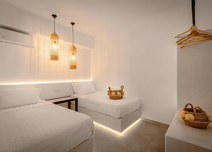 Thealos Santorini Apartment *