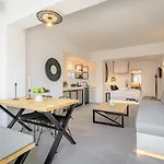 Thealos Santorini Daire